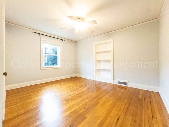 Building Photo - 309 N 23rd St