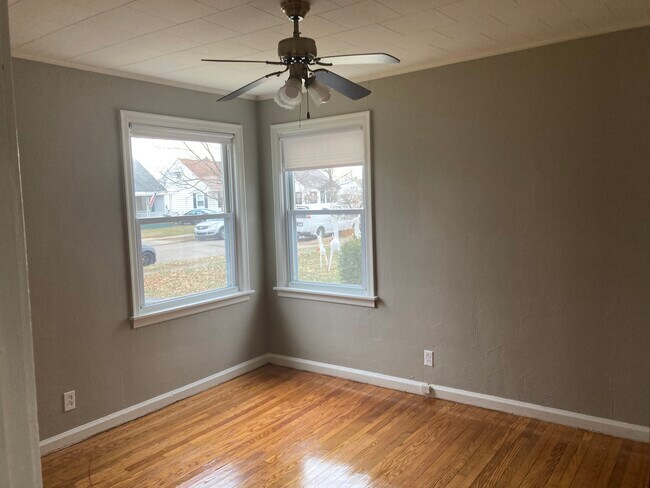 Building Photo - 226 N Delmar Ave