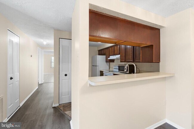 Building Photo - 26008 Brigadier Pl