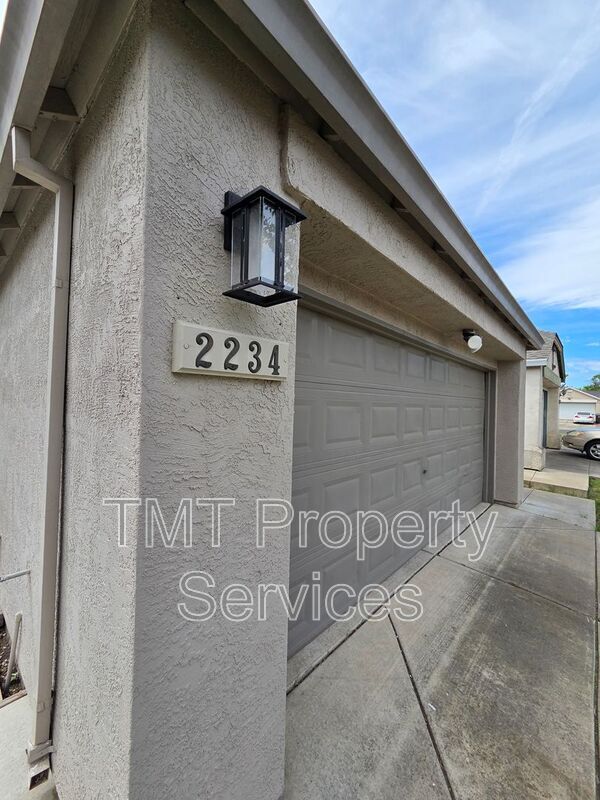 Building Photo - 2234 Wall St