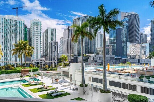 Building Photo - 90 SW 3rd St