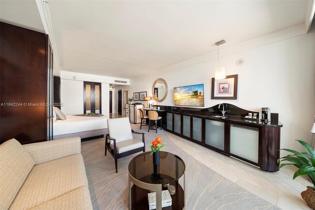 Building Photo - 4391 Collins Ave