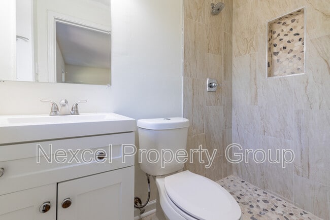 Building Photo - 6700 Blocker St