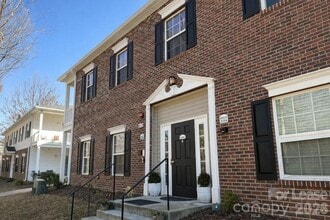 Building Photo - 21512 Aftonshire Dr