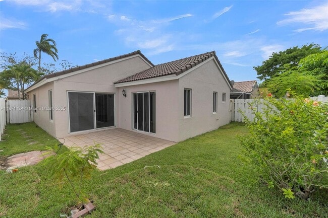 Building Photo - 1592 Salerno Cir