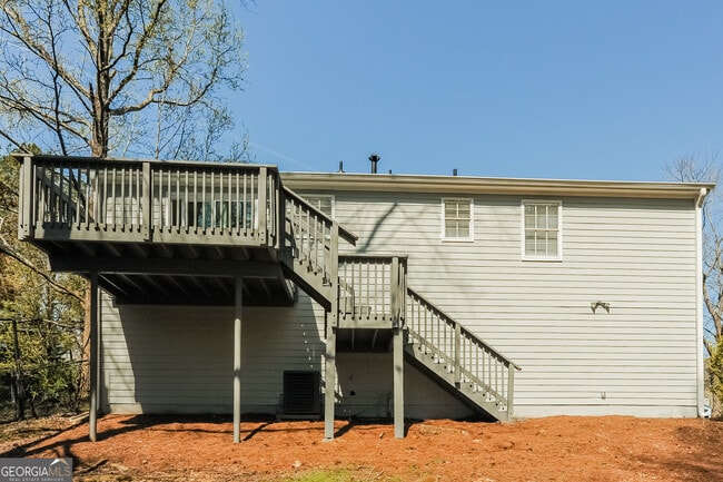 Building Photo - 1120 Brenton Dr NW