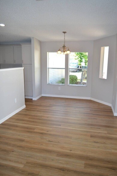 Building Photo - 4413 Tierra Verde Pl