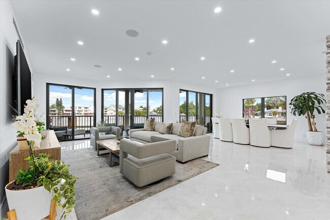 Building Photo - 800 Andrews Ave