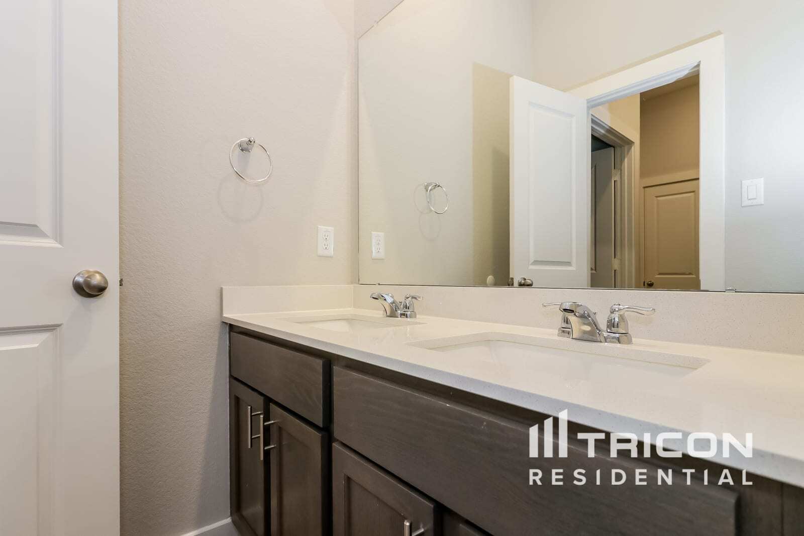 Building Photo - 2423 Cohorn Trl