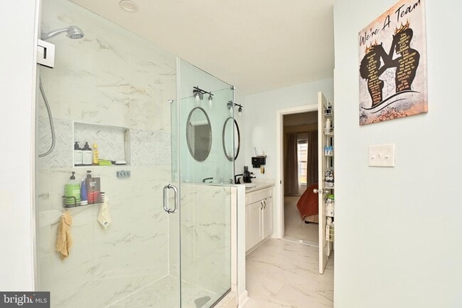 Building Photo - 6431 Forest Rd