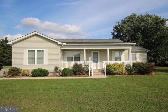 Building Photo - 26499 Hollyville Rd