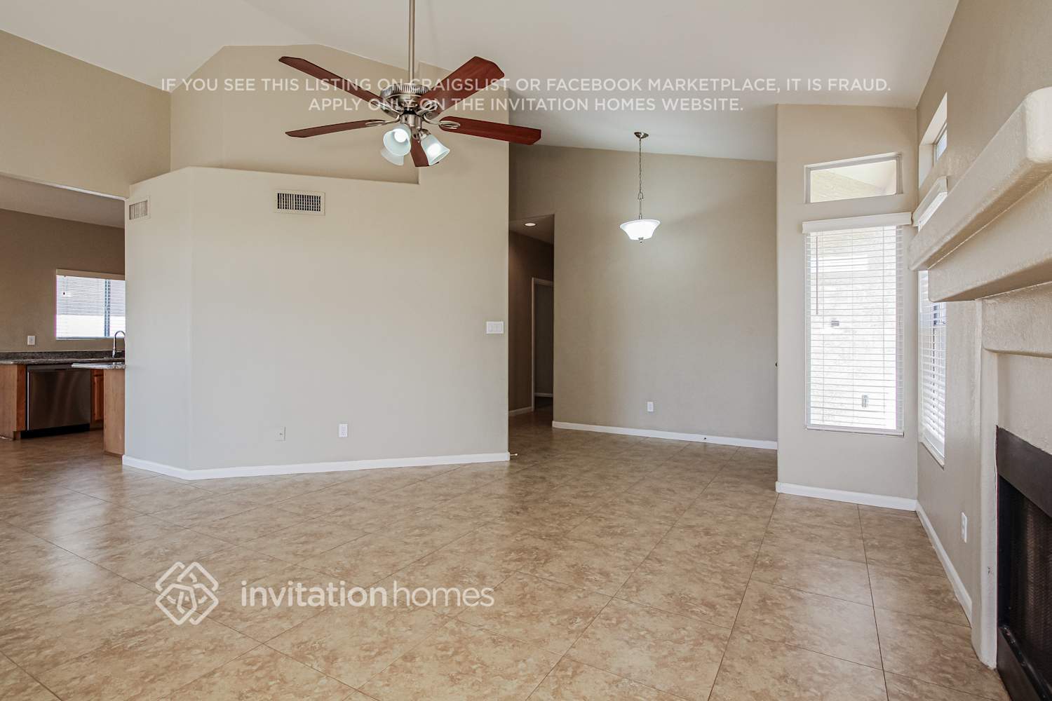 Building Photo - 257 W Amoroso Dr