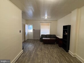 Building Photo - 3442 D St