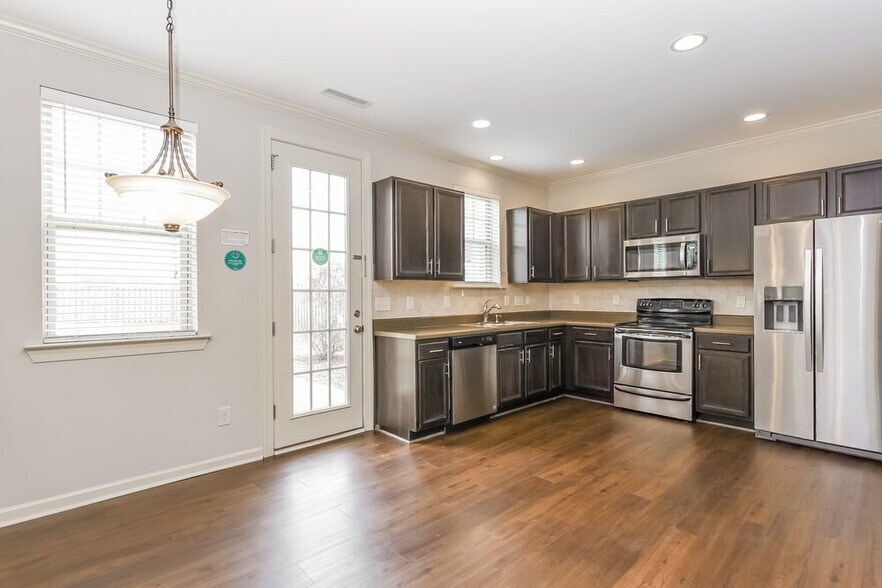 Building Photo - 205 Callahan Trail