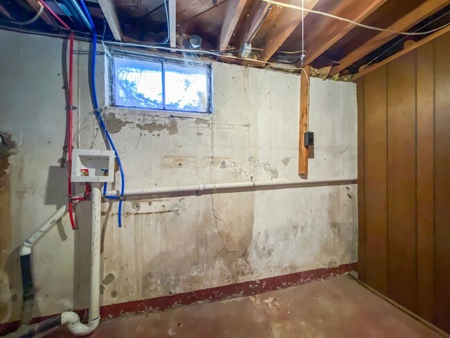 Building Photo - 11426 Applewood Dr