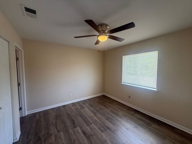 Building Photo - 1656 Eagles Pl
