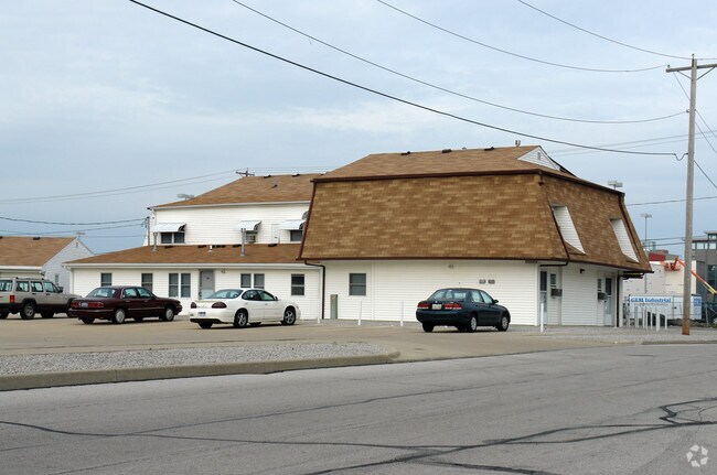 Building Photo - 4116 Royer Rd