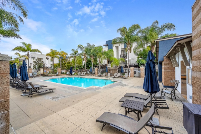 Building Photo - 5410 W 149th Pl