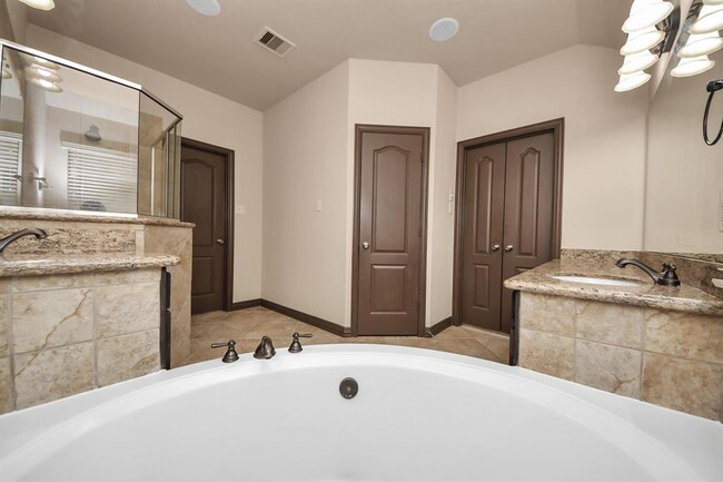 Building Photo - 10934 Visconti Ct