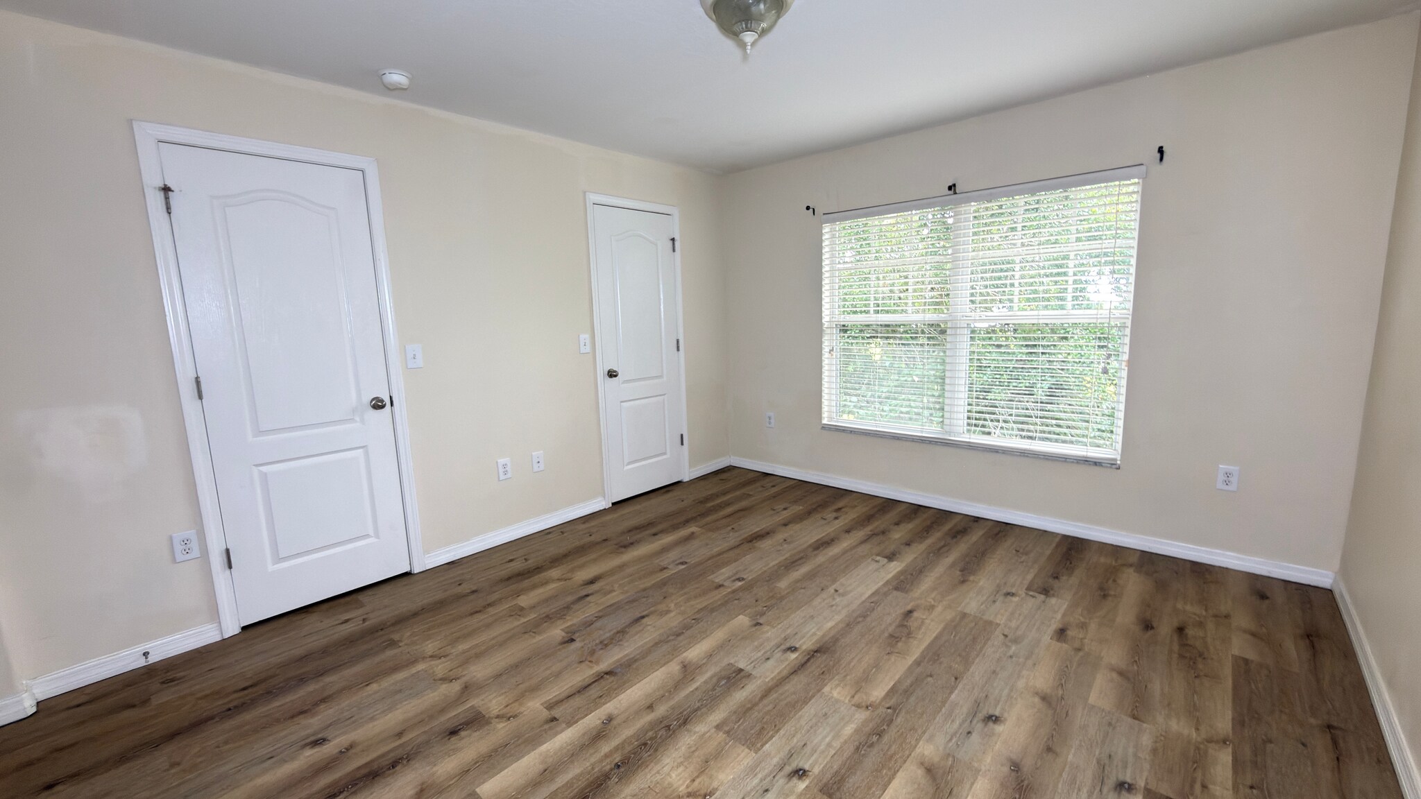 Building Photo - 4213 Winding Vine Dr