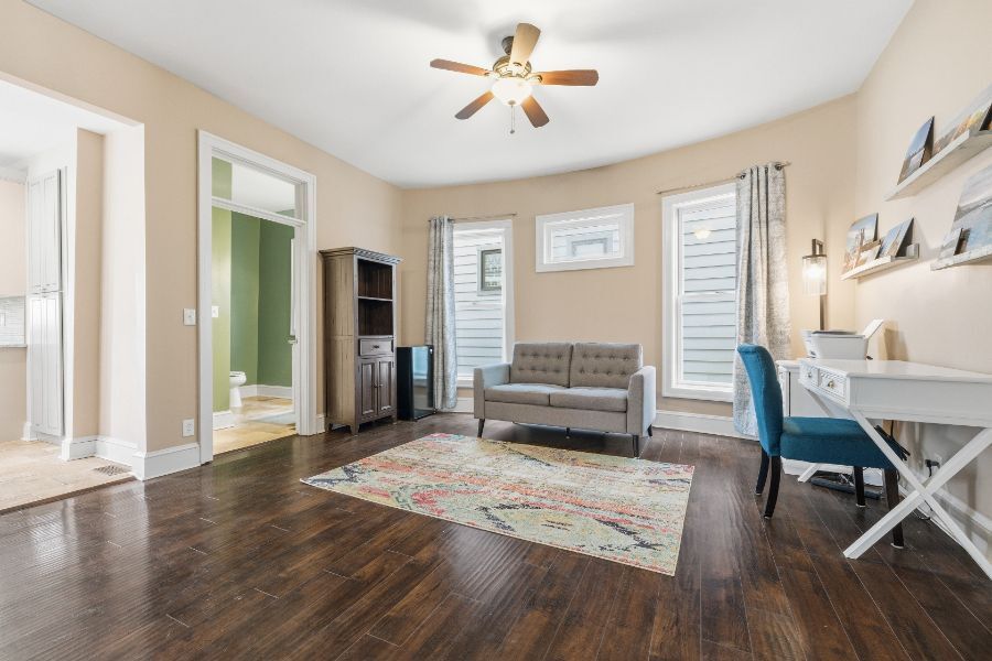 Building Photo - 2130 N Delaware St