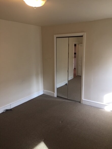 Building Photo - 1611 N Rodney St