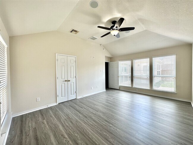 Building Photo - 3131 Single Ridge Way