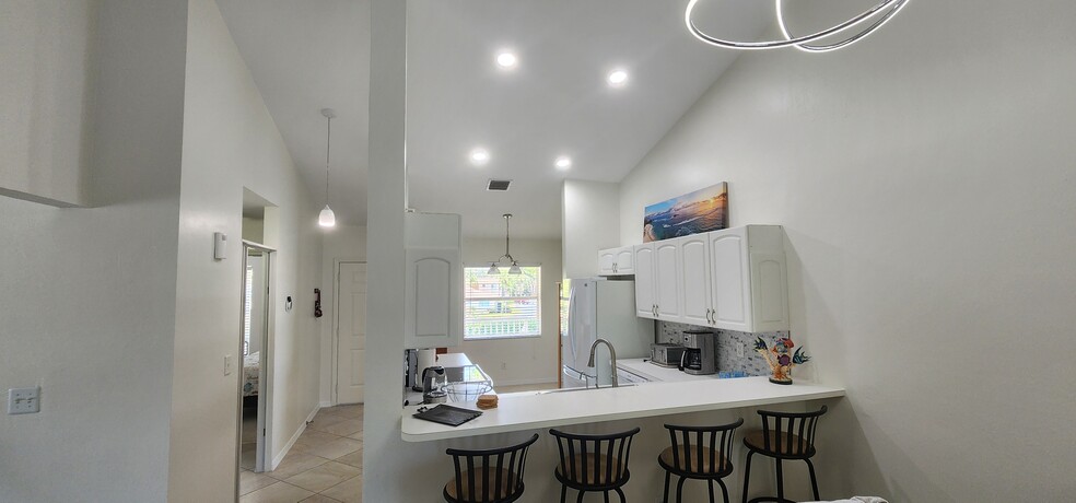 Building Photo - 186 Pebble Shores Dr