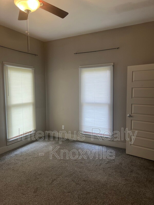 Building Photo - 229 Deaderick Ave