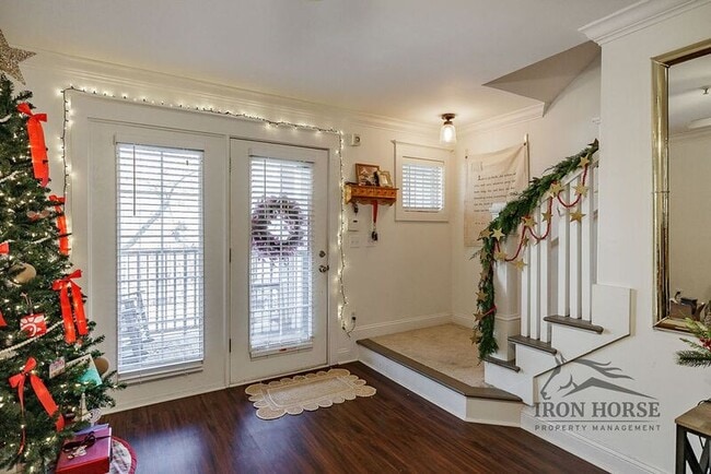 Building Photo - 1035 Barnett Shoals Rd