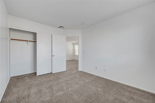 Building Photo - 2431 Lilac Cove St