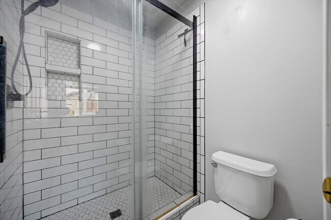 Building Photo - 9502 Orchard Grass Ct