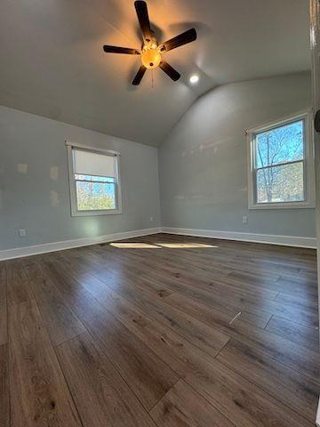 Building Photo - 1946 Hazelwood Dr SE