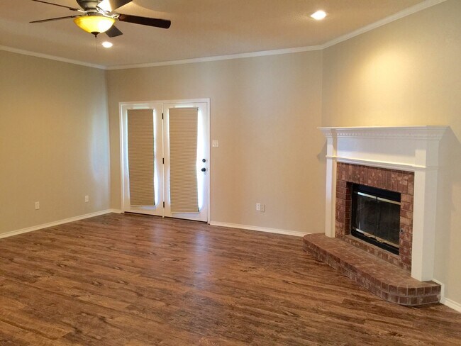 Building Photo - 3 Bed/ 2 Bath in Frenship LISD !