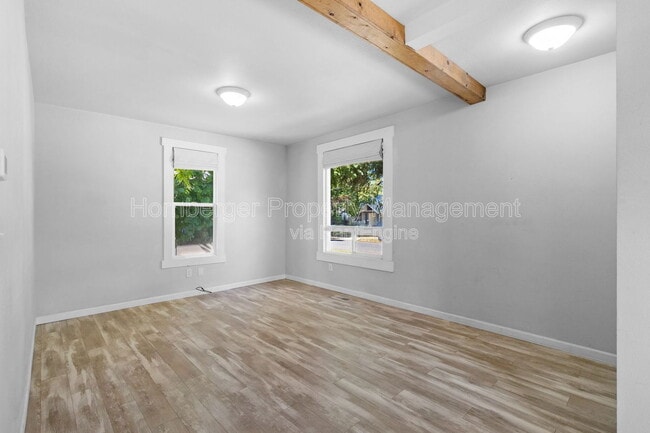 Building Photo - 1836 E 10th Ave