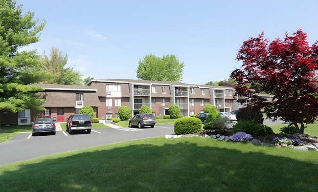 Building Photo - Regency Park North