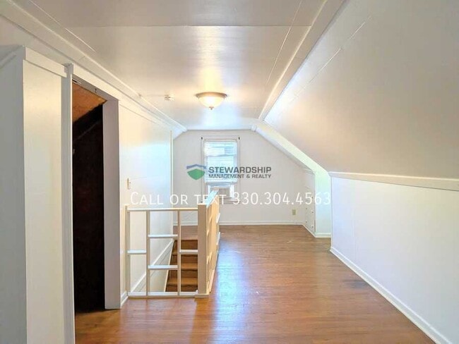 Building Photo - 1512 Forest Ave SE