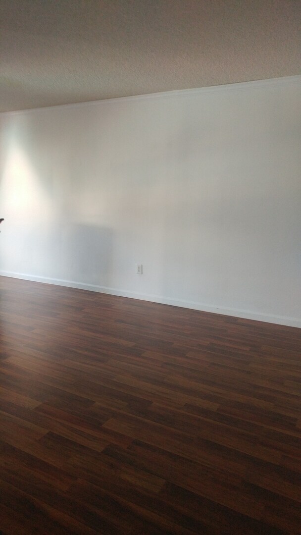 Building Photo - Gorgeous La Costa Condo!!