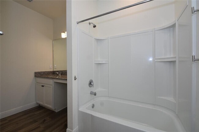 Building Photo - 59 Oakleaf Way