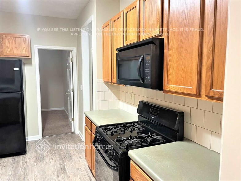 Building Photo - 1987 Ridgestone Run SW