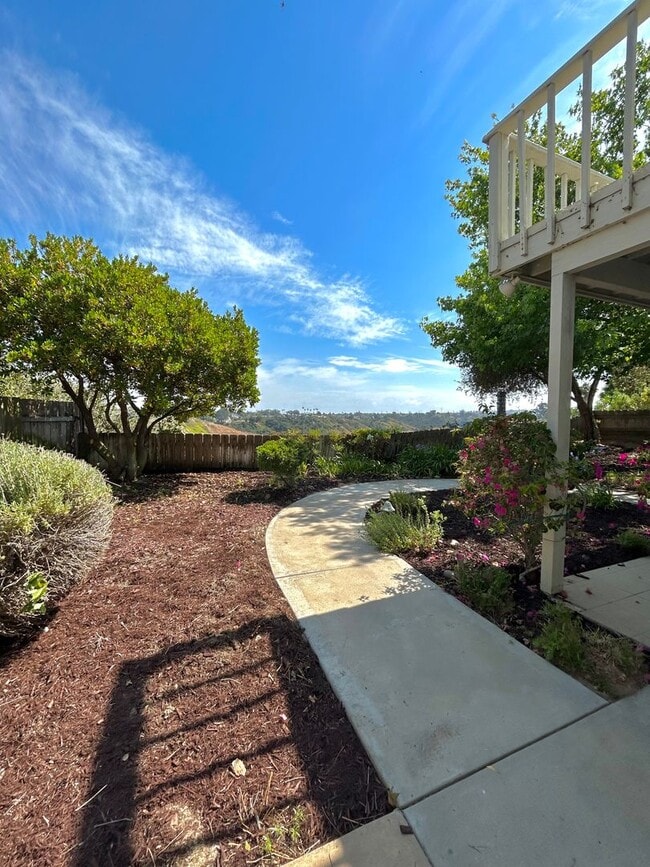 Building Photo - Beautiful fully remodeled home in sunny San Diego!