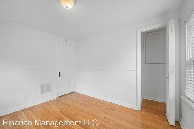 Building Photo - 3 br, 1 bath House - 1077 Ford Blvd
