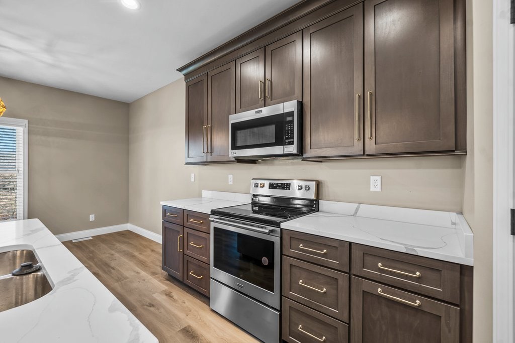 Building Photo - 84 E Autumn Leaf Dr