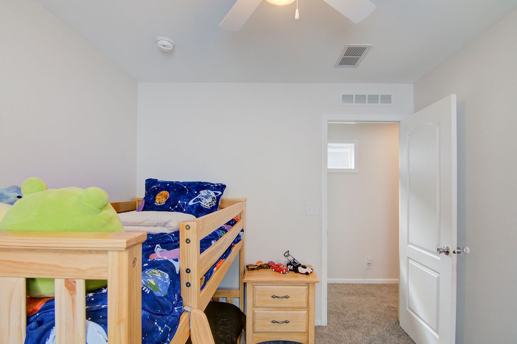 Building Photo - 120 Barnwood Cir