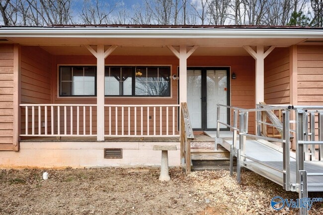 Building Photo - 195 AL-79