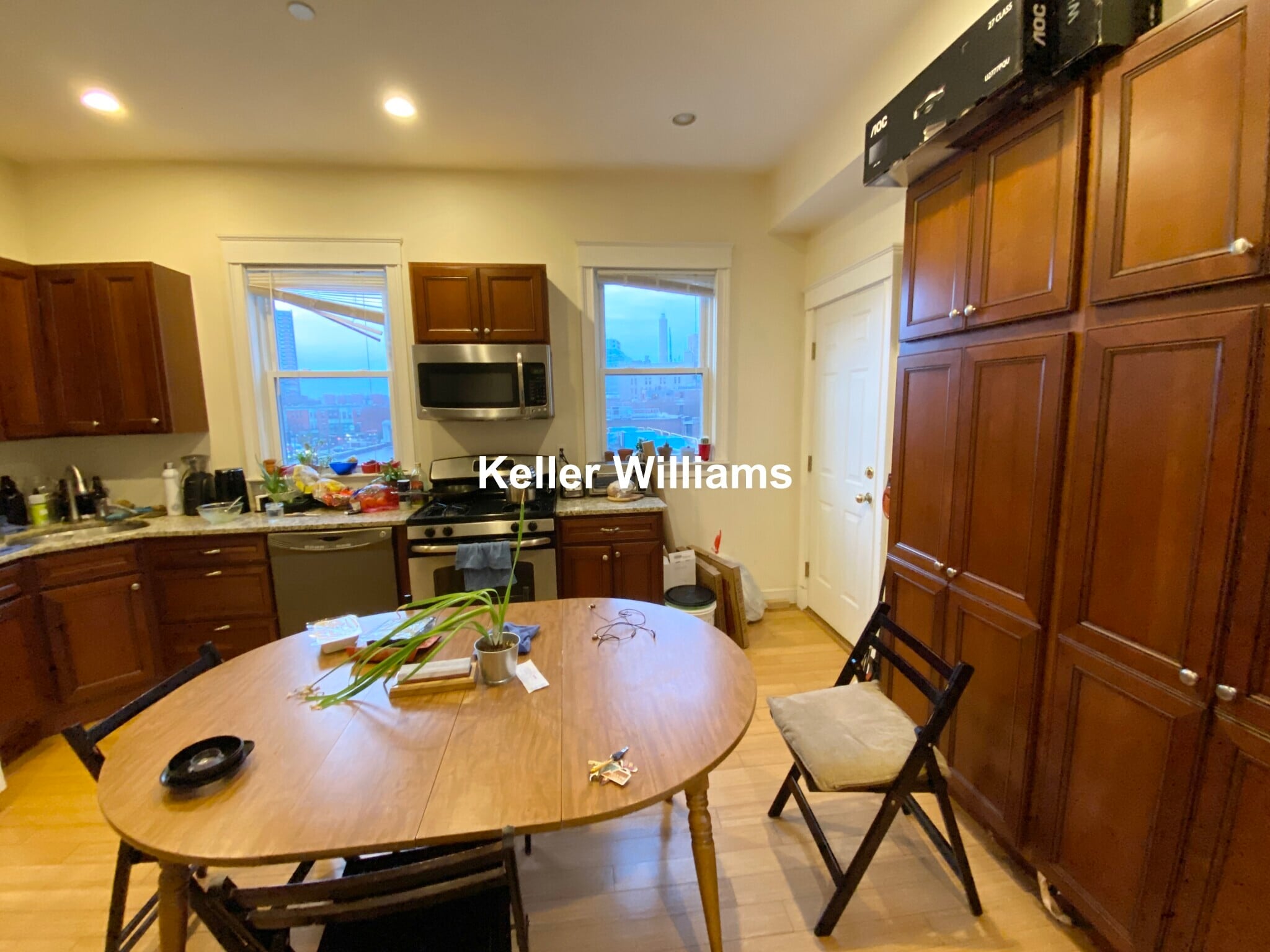 Building Photo - 1625 Tremont St