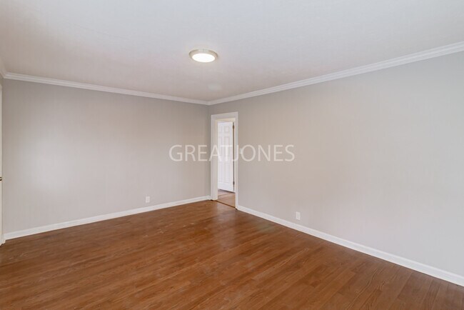 Building Photo - Charming 3 bedroom home in Birmingham!