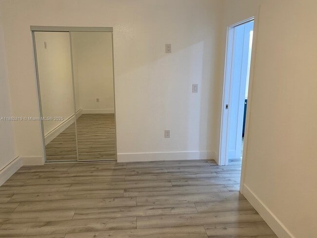 Building Photo - 3415 55th Dr E