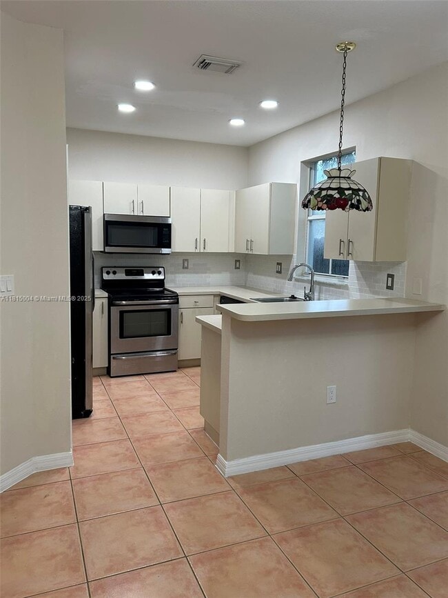 Building Photo - 13804 SW 275th St