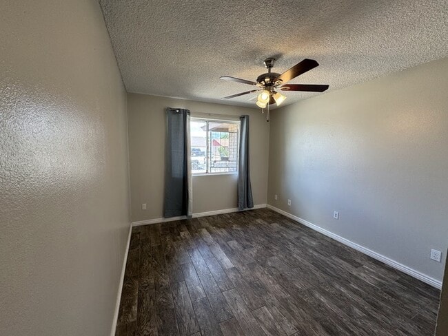 Building Photo - 4329 W Garden Dr